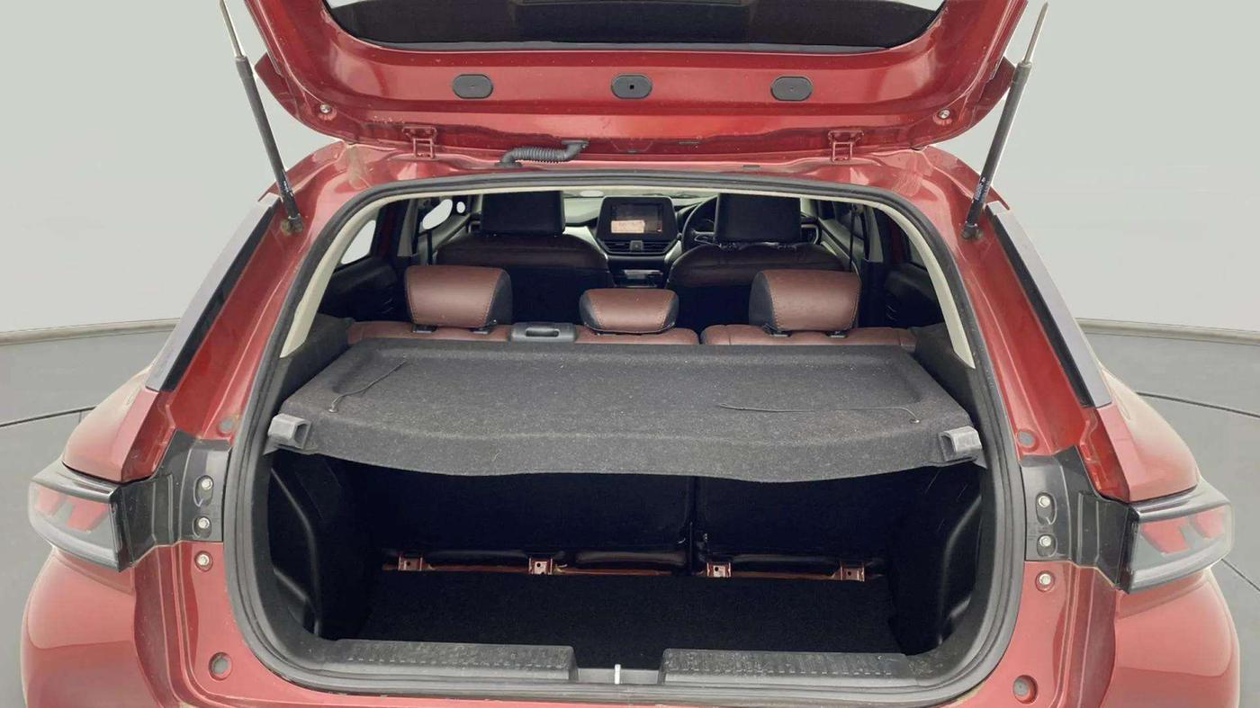 2024 Maruti FRONX DELTA PLUS 1.2MT, Petrol, Manual, 17,107 km, Boot Inside