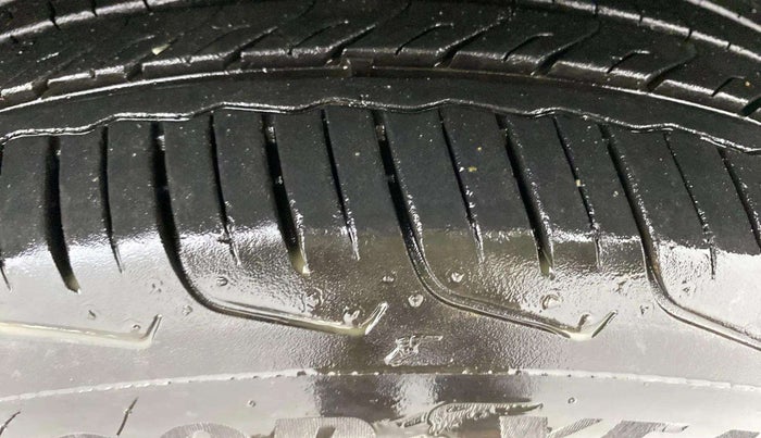 2024 Maruti FRONX DELTA PLUS 1.2MT, Petrol, Manual, 17,102 km, Right Front Tyre Tread