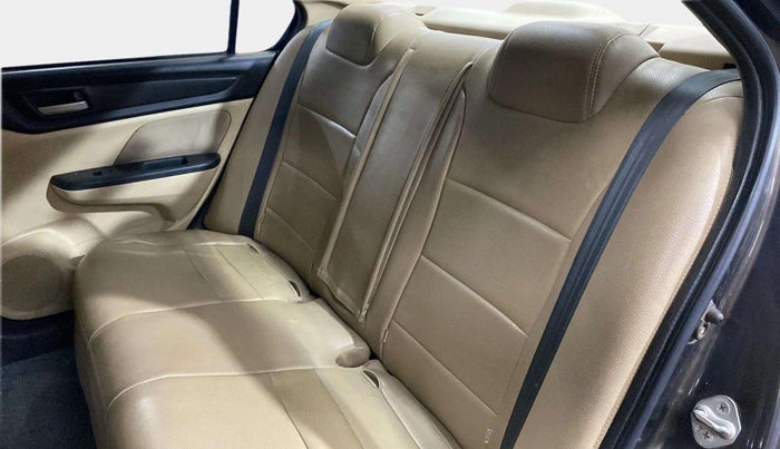 2019 Honda Amaze 1.2L I-VTEC VX, CNG, Manual, 58,487 km, Right Side Rear Door Cabin