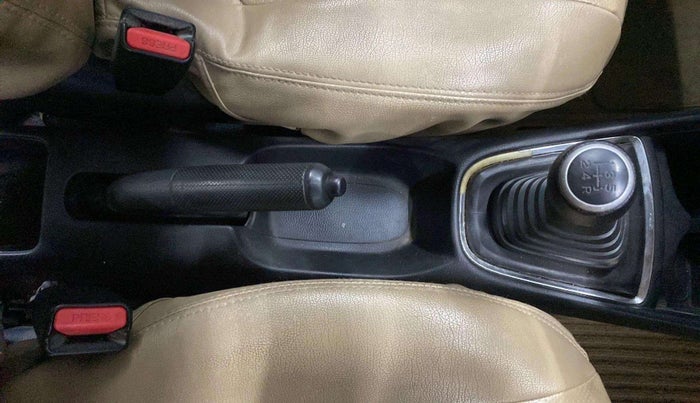 2019 Honda Amaze 1.2L I-VTEC VX, CNG, Manual, 58,487 km, Gear Lever