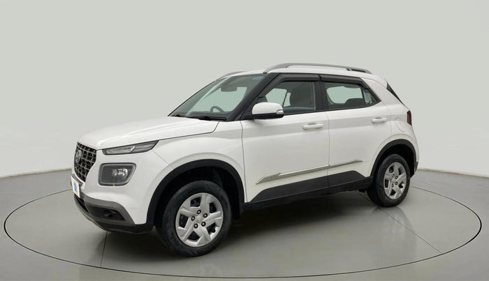 2021 Hyundai VENUE S+ 1.2, Petrol, Manual, 32,136 km, Left Front Diagonal