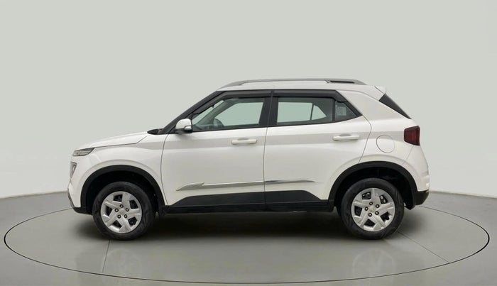 2021 Hyundai VENUE S+ 1.2, Petrol, Manual, 32,136 km, Left Side