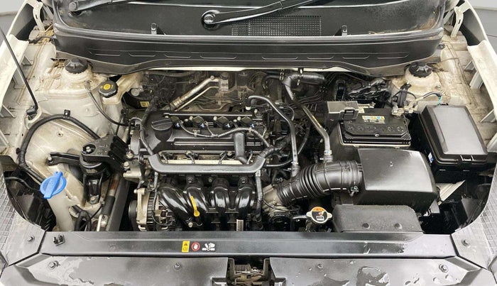 2021 Hyundai VENUE S+ 1.2, Petrol, Manual, 32,136 km, Engine View
