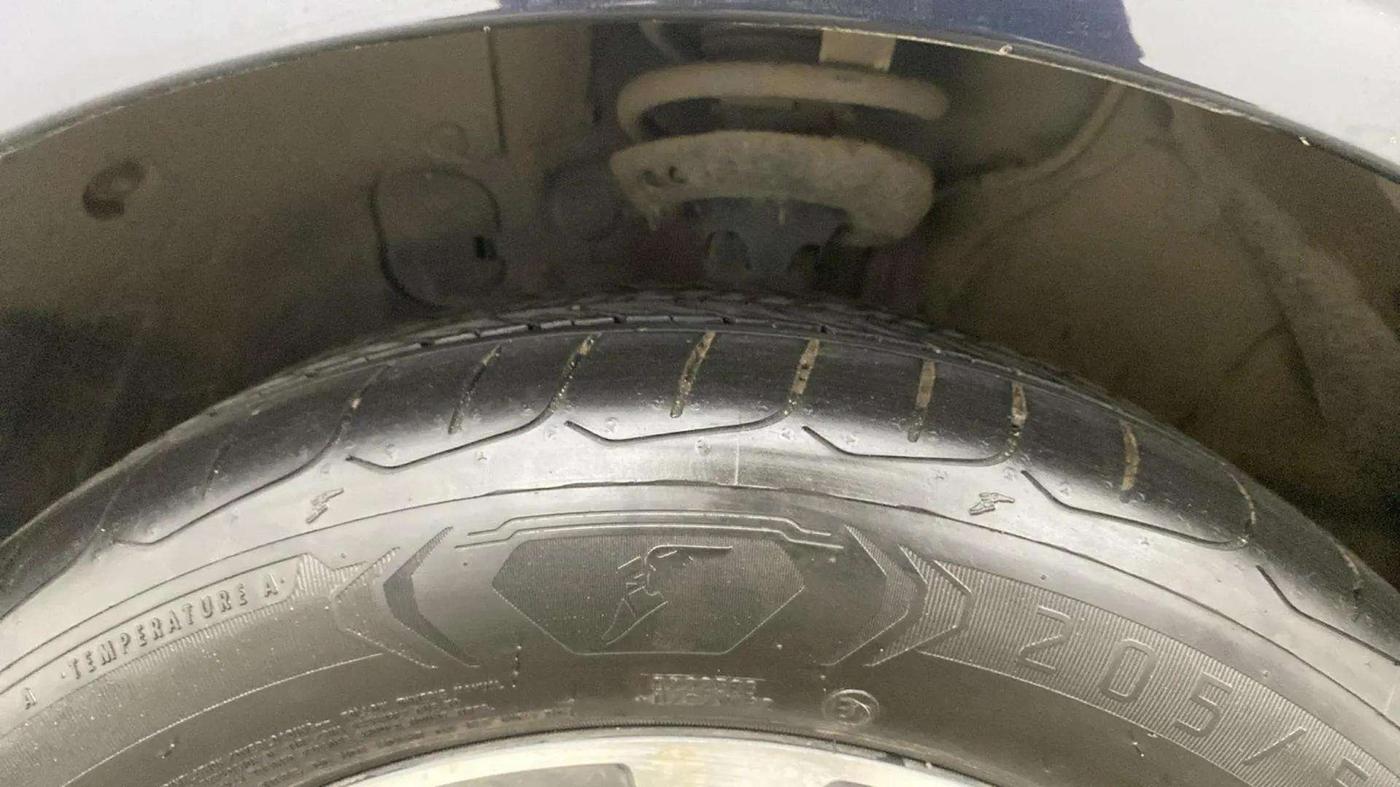 2023 Hyundai Verna SX(O) 1.5 MPI IVT , Petrol, Automatic, 13,388 km, Left Front Tyre Tread