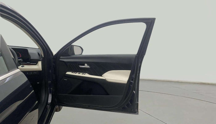 2023 Hyundai Verna SX(O) 1.5 MPI IVT , Petrol, Automatic, 13,263 km, RHS Front Door