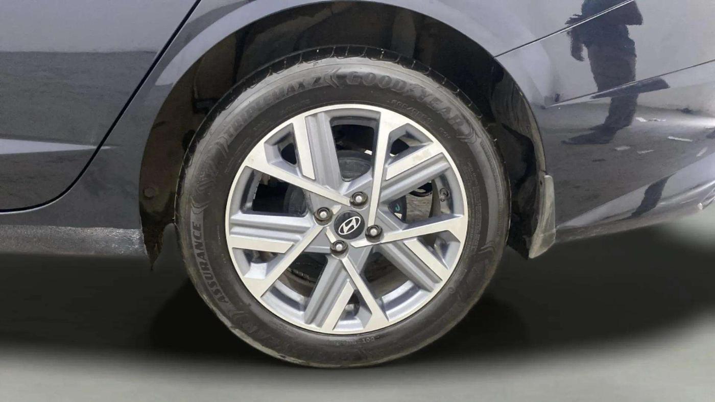 2023 Hyundai Verna SX(O) 1.5 MPI IVT , Petrol, Automatic, 13,388 km, Left Rear Wheel
