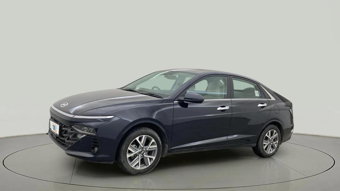 2023 Hyundai Verna SX(O) 1.5 MPI IVT , Petrol, Automatic, 13,388 km, Left Front Diagonal