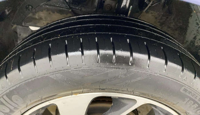 2021 Maruti Baleno ZETA PETROL 1.2, Petrol, Manual, 28,821 km, Left Front Tyre Tread