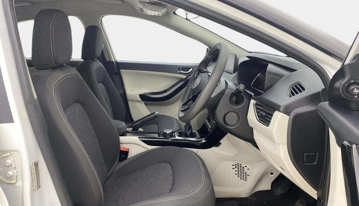 2022 Tata NEXON XZ PLUS DIESEL, Diesel, Manual, 40,938 km, Right Side Front Door Cabin