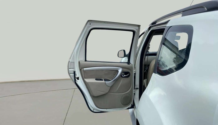 2014 Nissan Terrano XL D PLUS, Diesel, Manual, 1,24,247 km, LHS Rear Door