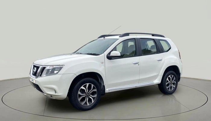 2014 Nissan Terrano XL D PLUS, Diesel, Manual, 1,24,247 km, Left Front Diagonal