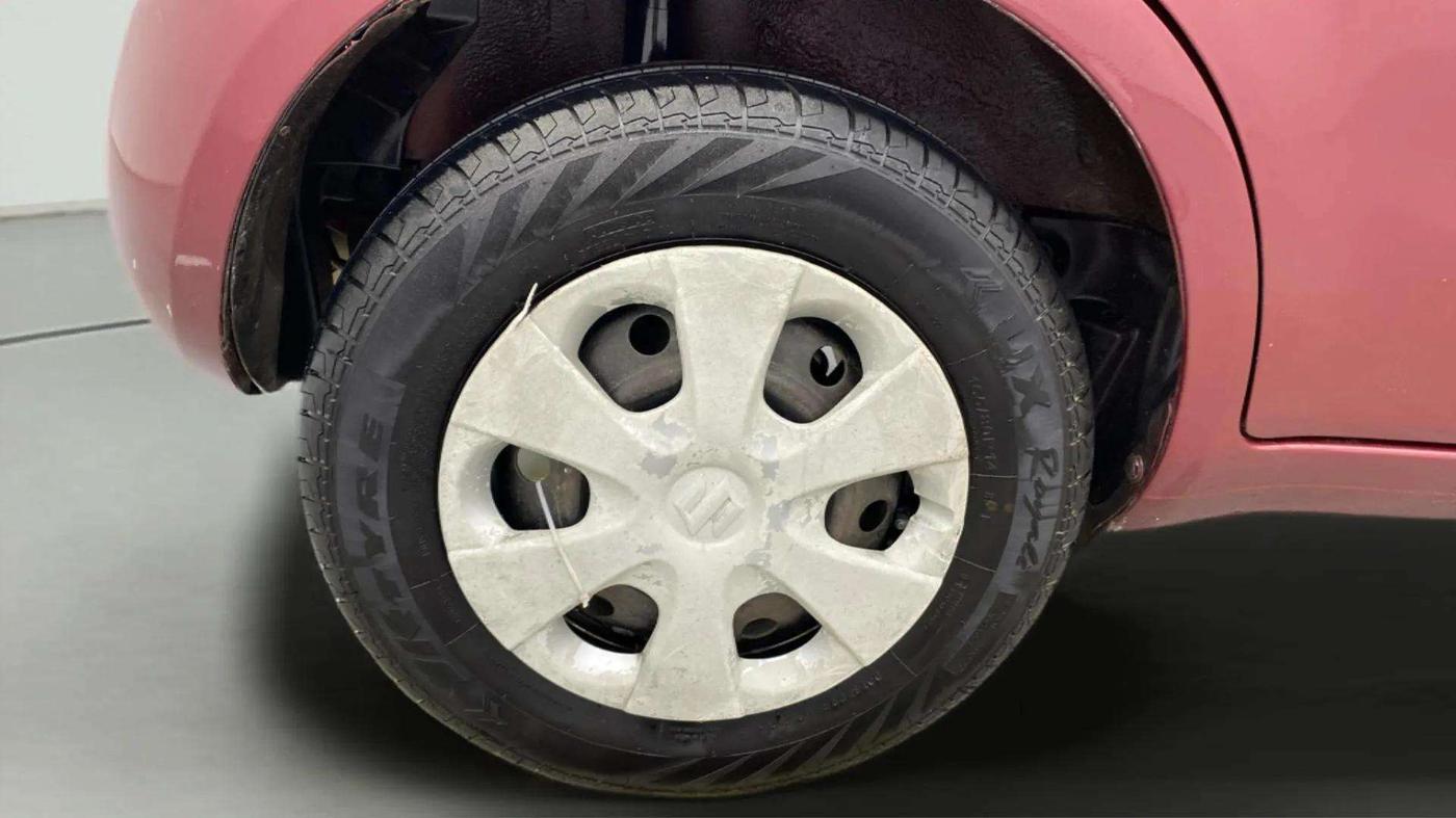 2014 Maruti Ritz VXI, Petrol, Manual, 79,936 km, Right Rear Wheel
