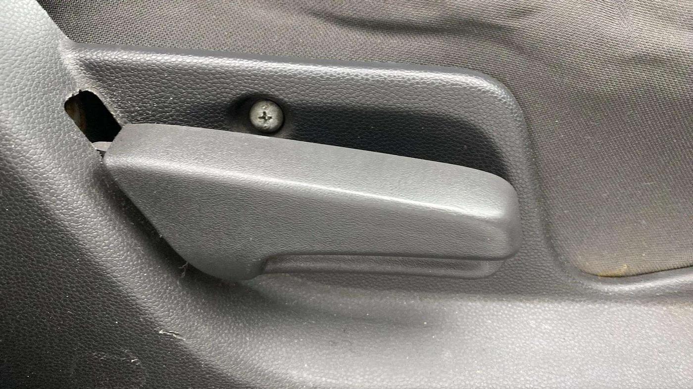2014 Maruti Ritz VXI, Petrol, Manual, 79,936 km, Driver Side Adjustment Panel