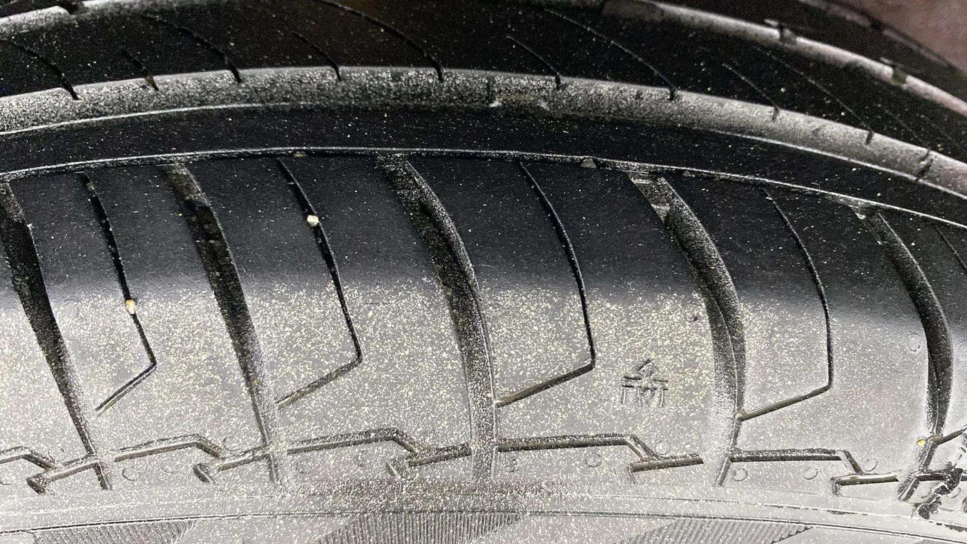 2014 Maruti Ritz VXI, Petrol, Manual, 79,936 km, Right Rear Tyre Tread