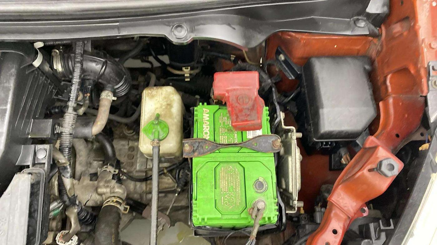 2014 Maruti Ritz VXI, Petrol, Manual, 79,936 km, Engine View - Left