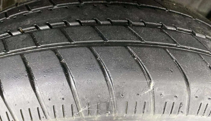 2021 Honda Amaze 1.2L I-VTEC S, Petrol, Manual, 37,907 km, Right Front Tyre Tread