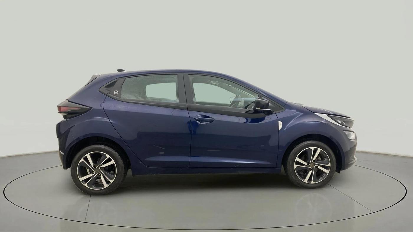 2023 Tata ALTROZ XZ PLUS O SUNROOF CNG, CNG, Manual, 25,281 km, Right Side View