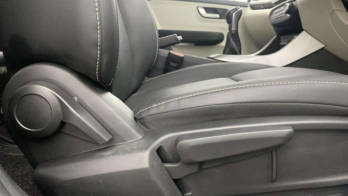 2023 Tata ALTROZ XZ PLUS O SUNROOF CNG, CNG, Manual, 25,281 km, Driver Side Adjustment Panel