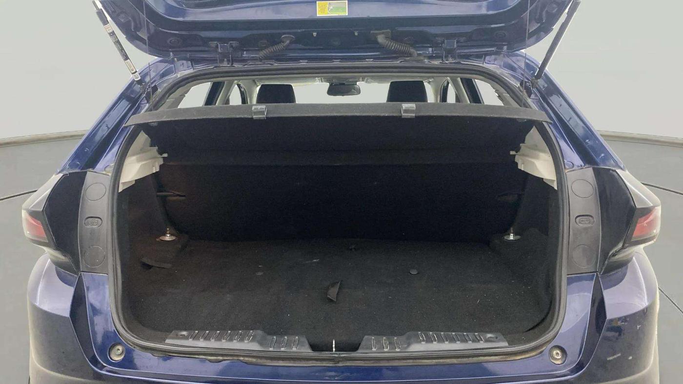 2023 Tata ALTROZ XZ PLUS O SUNROOF CNG, CNG, Manual, 25,281 km, Boot Inside