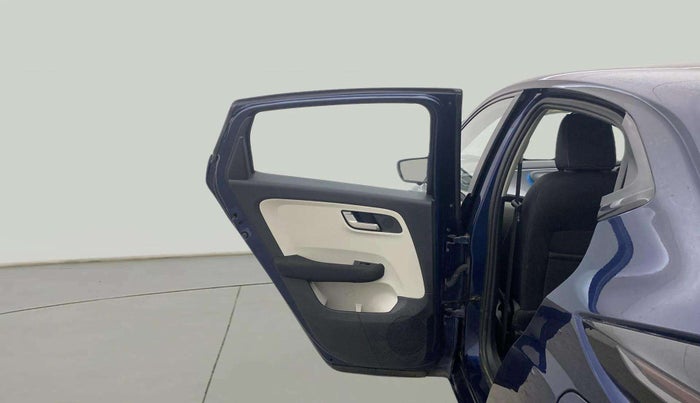 2023 Tata ALTROZ XZ PLUS O SUNROOF CNG, CNG, Manual, 25,281 km, LHS Rear Door