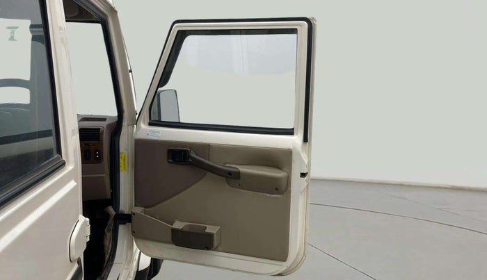 2020 Mahindra Bolero POWER PLUS ZLX, Diesel, Manual, 64,873 km, RHS Front Door