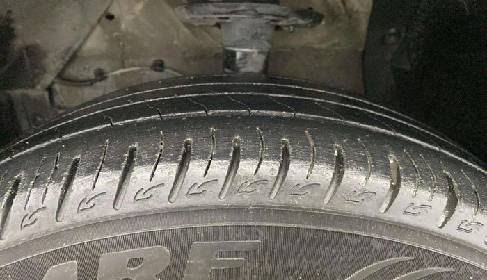 2022 Maruti Vitara Brezza LXI, Petrol, Manual, 71,081 km, Left Front Tyre Tread