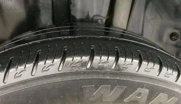 2022 Maruti Vitara Brezza LXI, Petrol, Manual, 71,081 km, Left Rear Tyre Tread