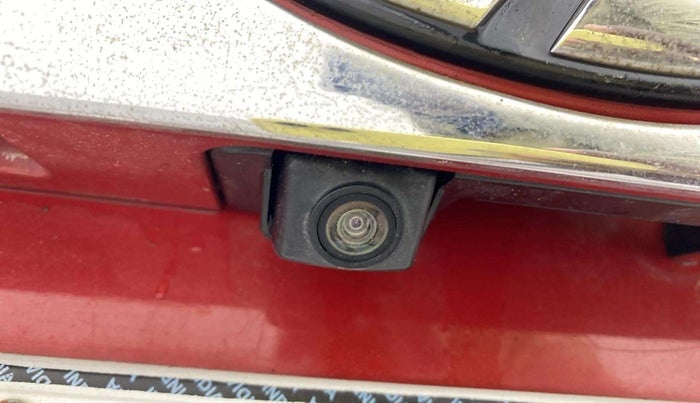 2021 Mahindra XUV300 W8 (O) 1.2 PETROL AMT, Petrol, Automatic, 65,595 km, Parking Camera