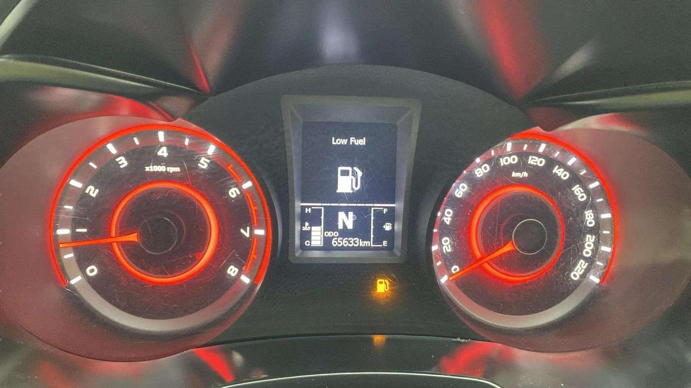 2021 Mahindra XUV300 W8 (O) 1.2 PETROL AMT, Petrol, Automatic, 65,691 km, Odometer Image