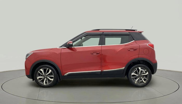 2021 Mahindra XUV300 W8 (O) 1.2 PETROL AMT, Petrol, Automatic, 65,595 km, Left Side
