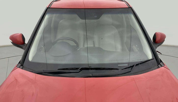 2021 Mahindra XUV300 W8 (O) 1.2 PETROL AMT, Petrol, Automatic, 65,595 km, Front Windshield
