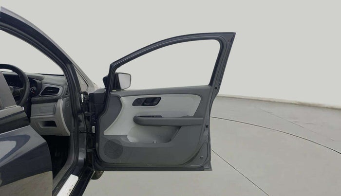 2020 Tata ALTROZ XE PETROL, Petrol, Manual, 30,775 km, RHS Front Door