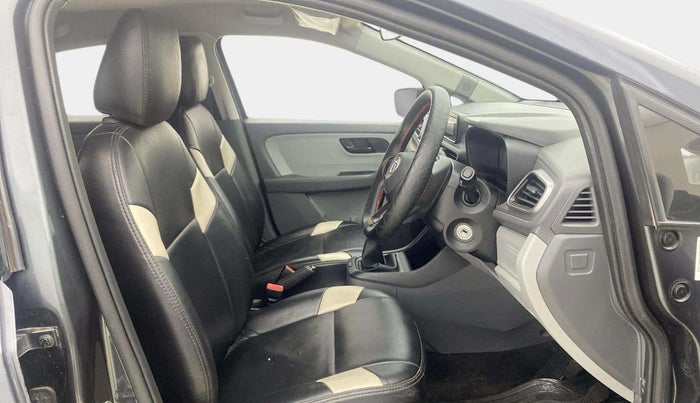 2020 Tata ALTROZ XE PETROL, Petrol, Manual, 30,775 km, Right Side Front Door Cabin