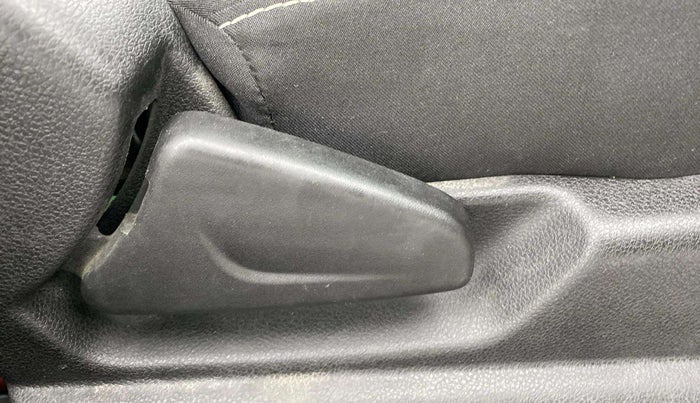 2021 Renault Kwid RXL, Petrol, Manual, 57,878 km, Driver Side Adjustment Panel