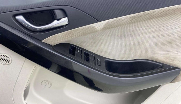 2021 Tata NEXON XZ PLUS (O) PETROL, Petrol, Manual, 52,494 km, Driver Side Door Panels Control