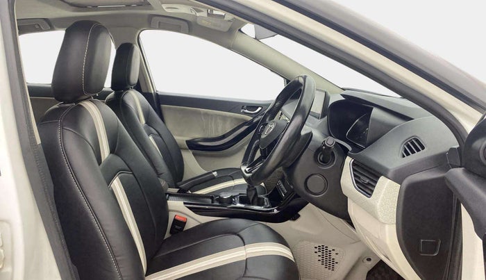 2021 Tata NEXON XZ PLUS (O) PETROL, Petrol, Manual, 52,494 km, Right Side Front Door Cabin