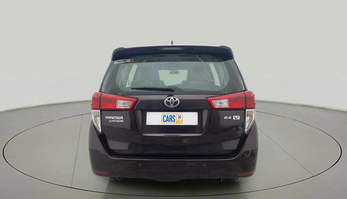 2017 Toyota Innova Crysta 2.4 VX 7 STR, Diesel, Manual, 1,24,923 km, Back/Rear