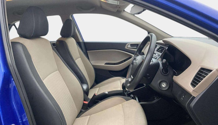 2015 Hyundai Elite i20 SPORTZ 1.2, Petrol, Manual, 78,995 km, Right Side Front Door Cabin