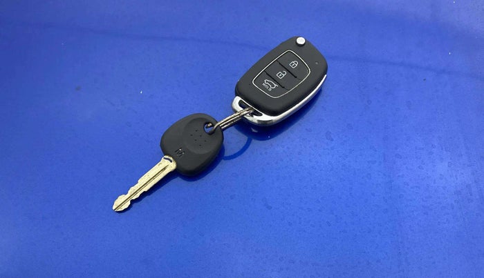 2015 Hyundai Elite i20 SPORTZ 1.2, Petrol, Manual, 78,995 km, Key Close Up