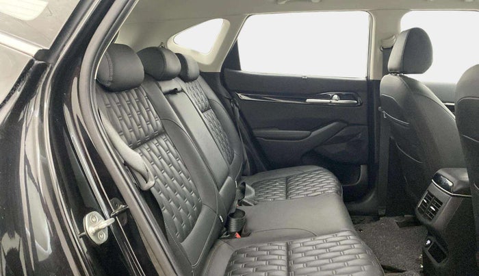 2021 KIA SELTOS HTX ANNIVERSARY EDITION 1.5 PETROL, Petrol, Manual, 38,842 km, Right Side Rear Door Cabin