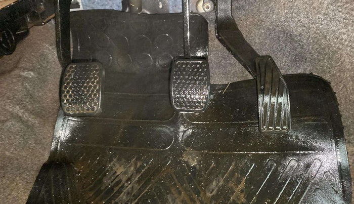 2016 Maruti Alto 800 VXI, Petrol, Manual, 40,728 km, Pedals