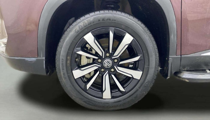2020 MG HECTOR PLUS SHARP 1.5 PETROL TURBO HYBRID MT 6-STR, Petrol, Manual, 22,048 km, Left Front Wheel