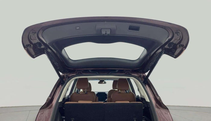 2020 MG HECTOR PLUS SHARP 1.5 PETROL TURBO HYBRID MT 6-STR, Petrol, Manual, 22,048 km, Boot Door Open