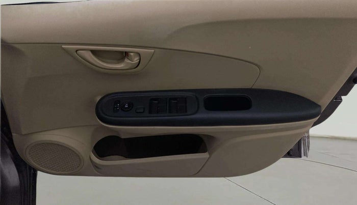 2015 Honda Brio S MT, Petrol, Manual, 65,543 km, Driver Side Door Panels Control