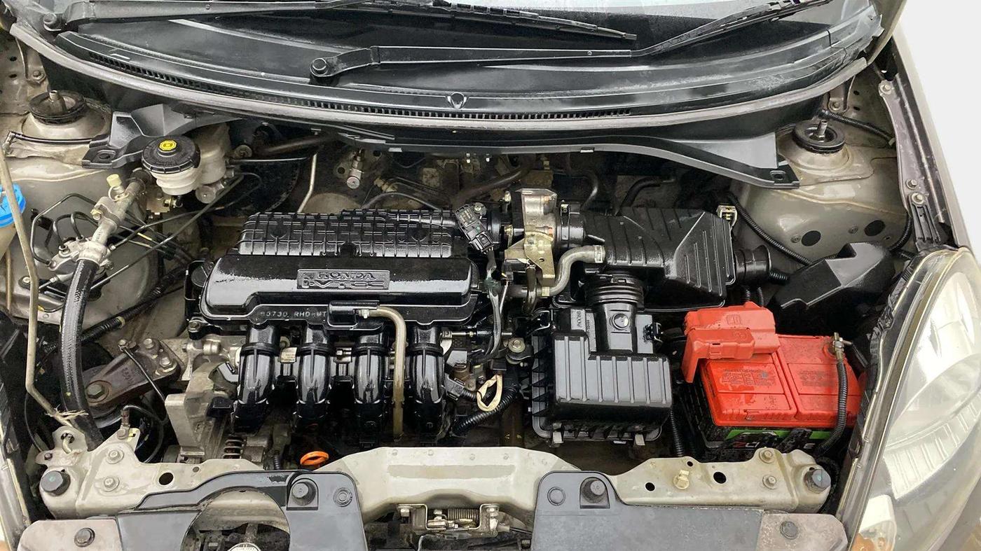 2015 Honda Brio S MT, Petrol, Manual, 65,543 km, Engine View - Left