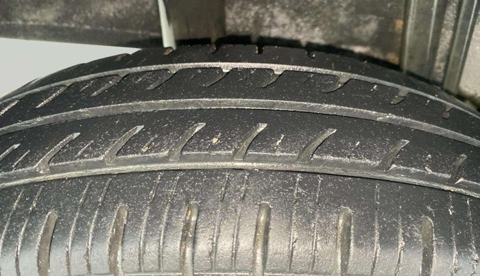 2018 Datsun Redi Go S 1.0 AMT, Petrol, Automatic, 33,109 km, Right Rear Tyre Tread