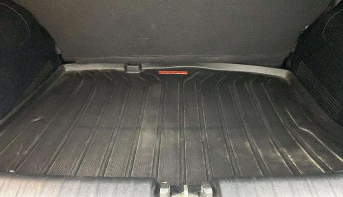 2021 KIA SONET HTX 1.0 IMT, Petrol, Manual, 20,744 km, Boot Inside