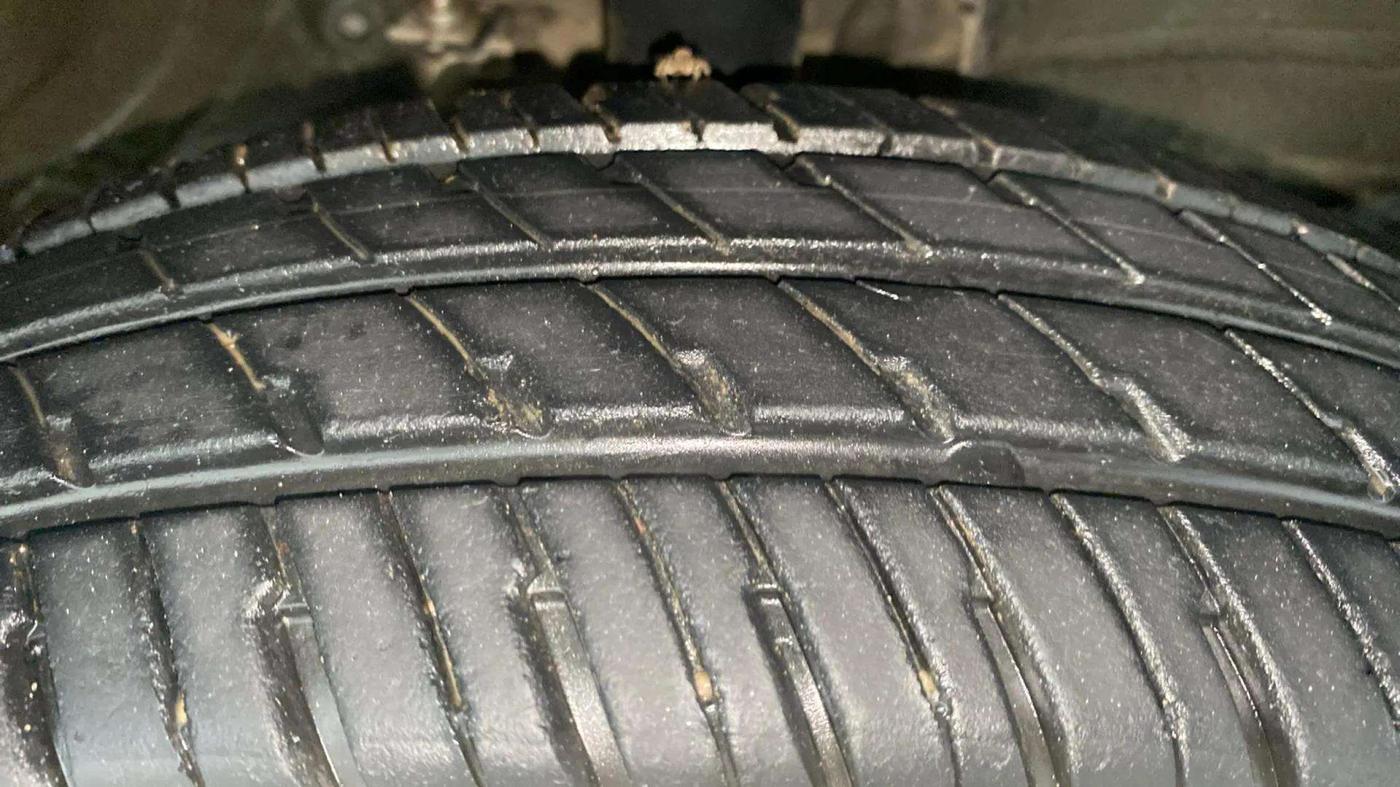 2024 Maruti Alto K10 VXI PLUS AMT, Petrol, Automatic, 13,579 km, Right Front Tyre Tread