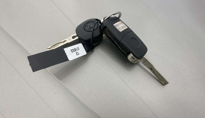 2017 Skoda Rapid STYLE 1.5 TDI AT, Diesel, Automatic, 80,128 km, Key Close Up