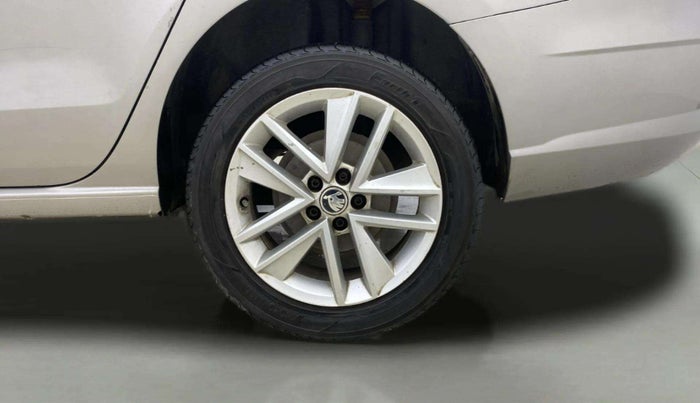 2017 Skoda Rapid STYLE 1.5 TDI AT, Diesel, Automatic, 80,128 km, Left Rear Wheel